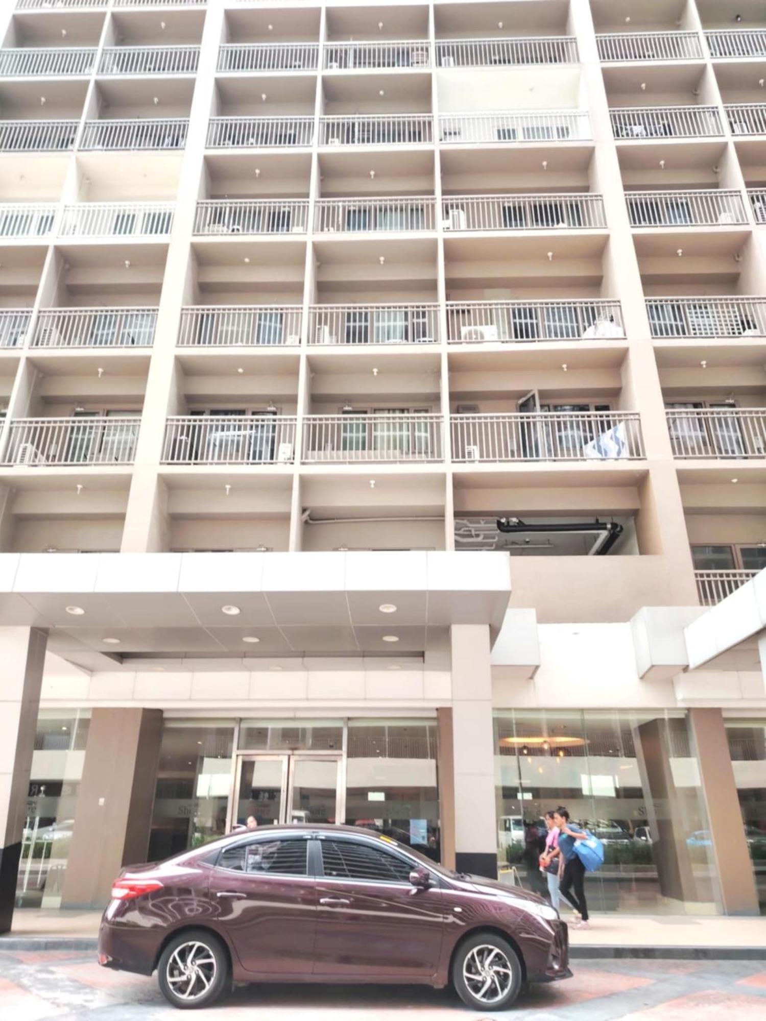 Shore One Condotel At Mall Of Asia, Philippines Pasay Exterior photo