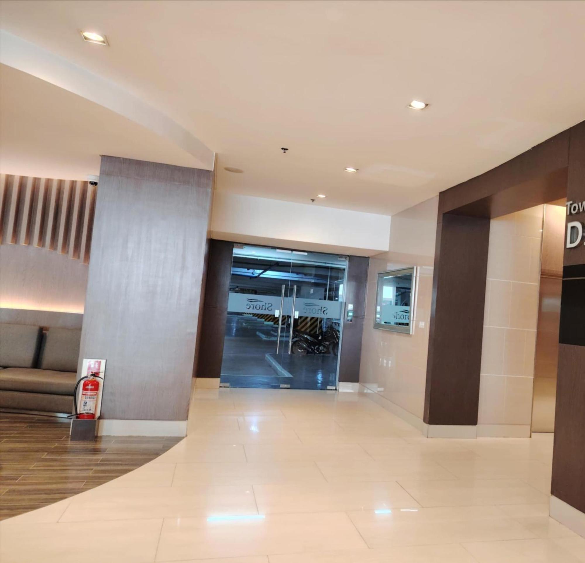 Shore One Condotel At Mall Of Asia, Philippines Pasay Exterior photo