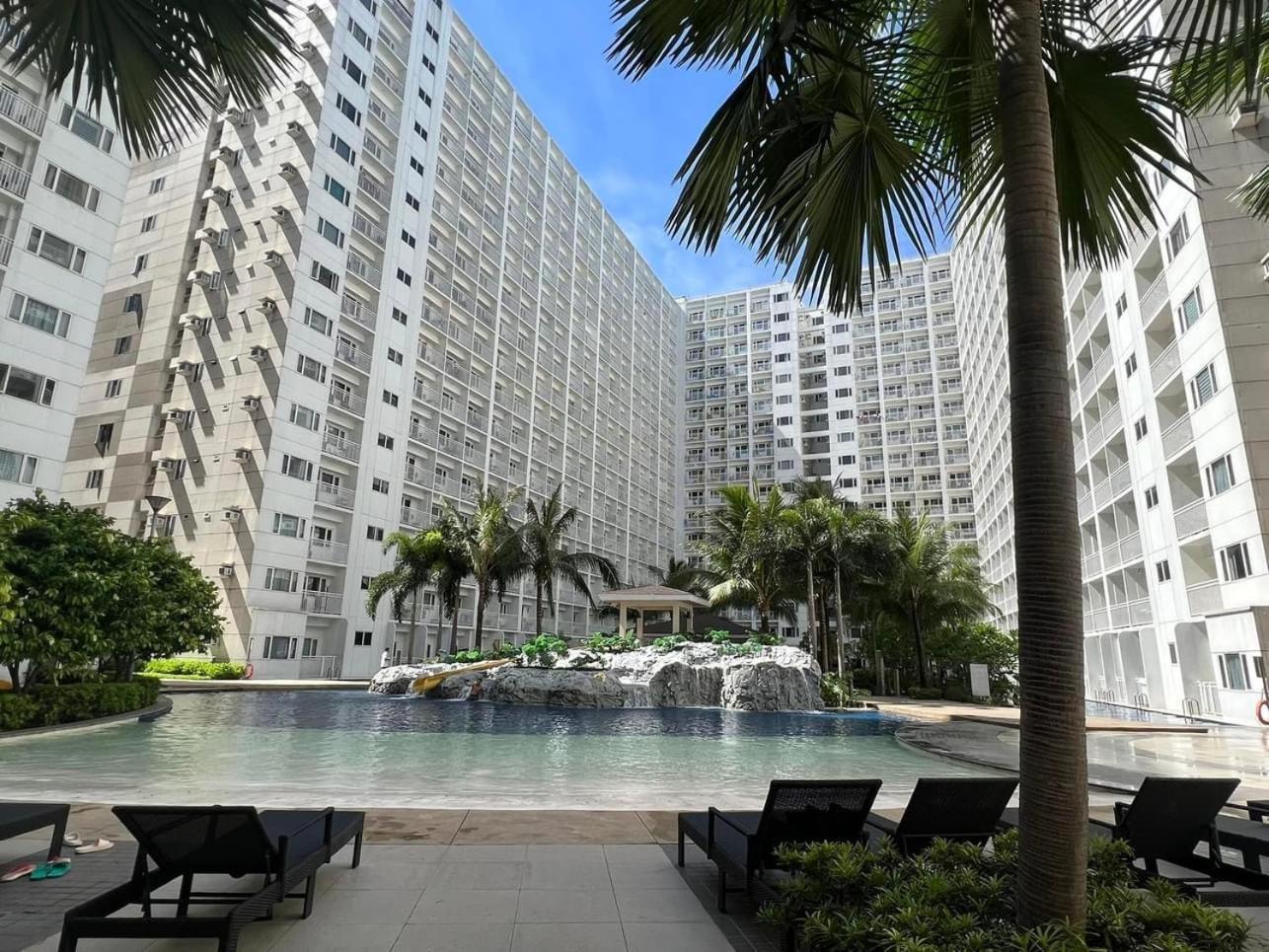 Shore One Condotel At Mall Of Asia, Philippines Pasay Exterior photo